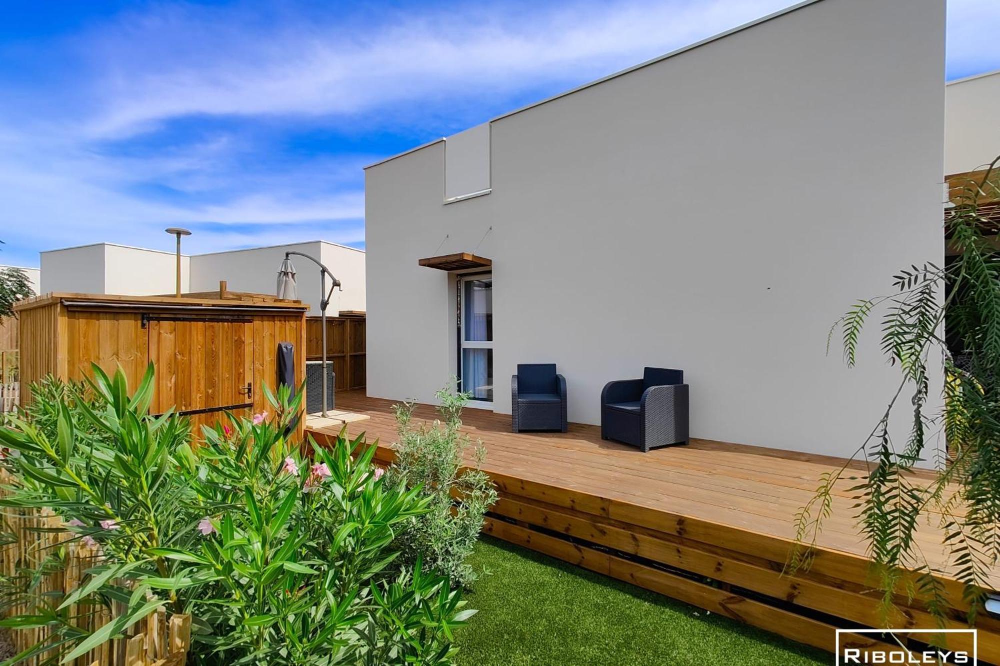 Villa T3 Climatisee En Residence Avec Piscine Vias Exterior foto